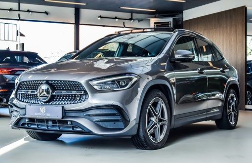 Mercedes-Benz GLA 220